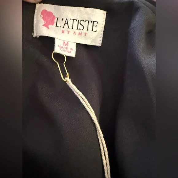 L’ATISTE Rhinestone Cape Mini Dress Black Plunging V Neck Party Cocktail Size M - Picture 8 of 9